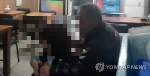 7세 아이 추행한 80대[온라인커뮤니티 '보배드림' 캡처.